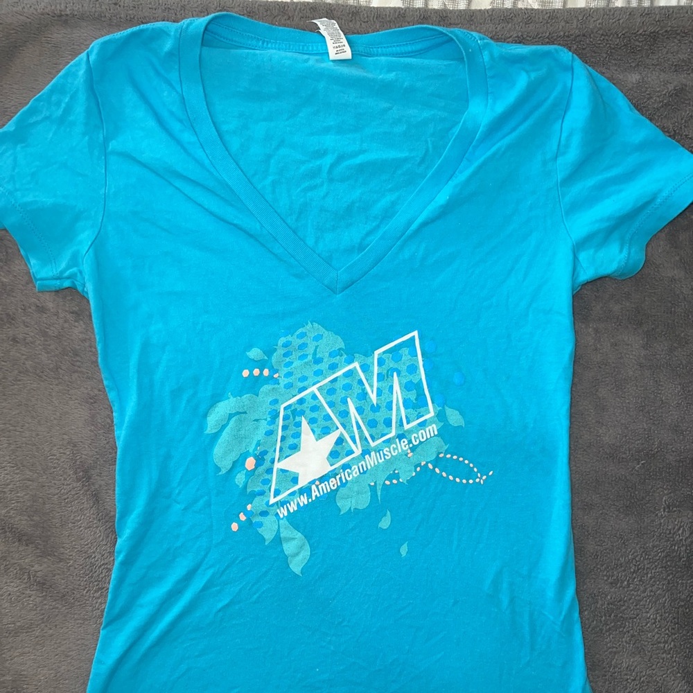 American Muscle blue V neck tee